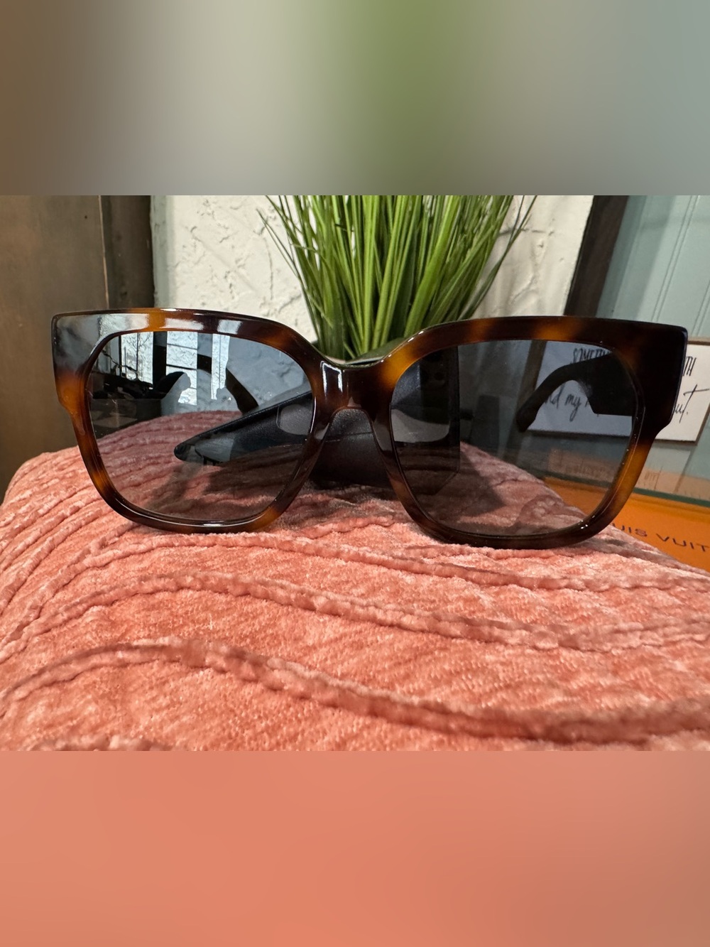 Dior Tortoiseshell Square Sunglasses - Brown & Black Lenses